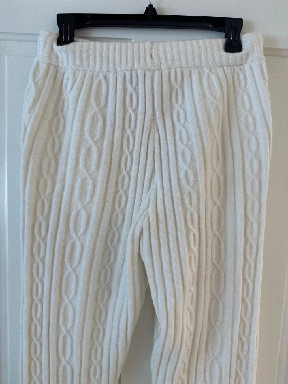 ALO Yoga Ivory Cable-Knit Drawstring Joggers